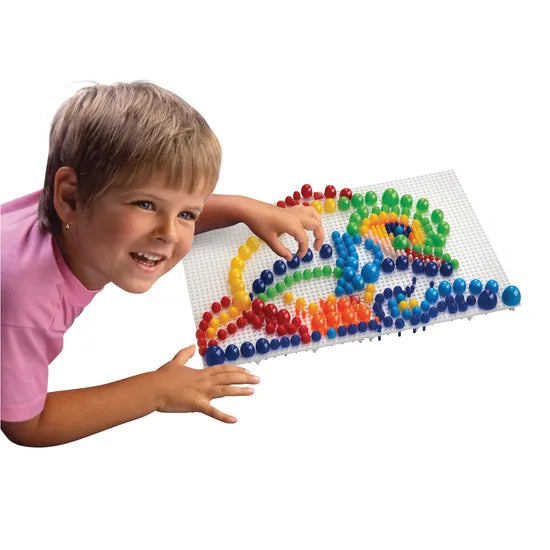 Quercetti - Pegboards and Pegs - Educational Vantage